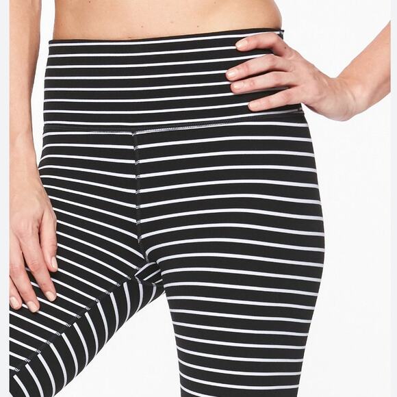 Athleta Elation Virasana Stripe 7/8 Tight - Picture 11 of 11